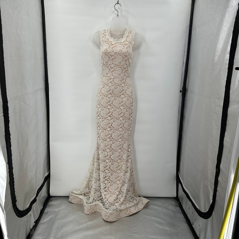 New White Lace Nude‎ Illusion Mermaid Gown Small Keyhole Back Wedding Prom Dress